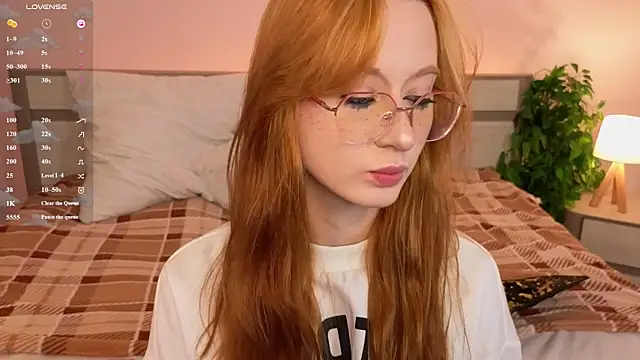 WICKEDEMBER online show from February 24, 1:47 am