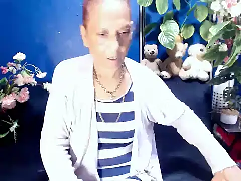 Hot queen57 online show from December 18, 4:35 pm