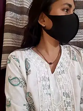 Snapshot of Neha_rani78 chatting on May 27, 2:41 am Neha rani78 online show from May 27, 2:41 am