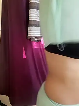 Snapshot of Neha_rani78 chatting on June 3, 2:36 am Neha rani78 online show from June 3, 2:36 am
