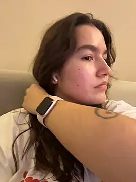 provocatrixxxx online show from November 19, 1:33 pm