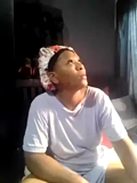 juicylips58 online show from December 1, 4:39 am