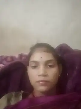 Snapshot of Jooli_cuty chatting on November 12, 8:26 am Jooli cuty online show from November 12, 8:26 am