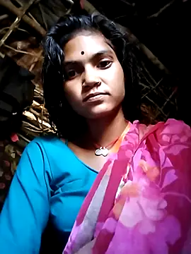 Jooli cuty online show from February 8, 9:45 am