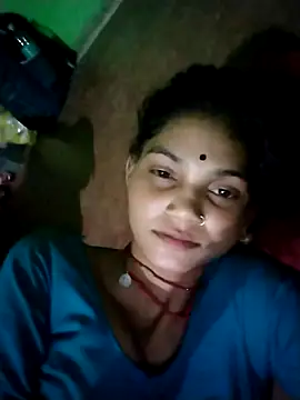 Snapshot of Jooli_cuty chatting on June 7, 6:33 pm Jooli cuty online show from June 7, 6:33 pm