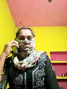 Snapshot of Hot_sega chatting on November 8, 4:56 am Hot sega online show from November 8, 4:56 am