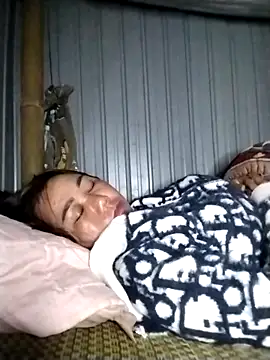 Snapshot of be-yeu chatting on December 19, 4:25 pm be-yeu online show from December 19, 4:25 pm