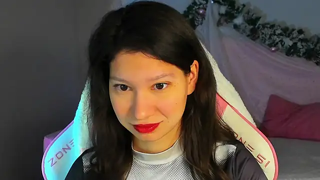 SaraDenars online show from December 14, 5:13 am