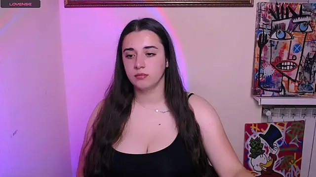 Snapshot of AlinaDoll_ chatting on June 18, 7:08 am AlinaDoll online show from June 18, 7:08 am
