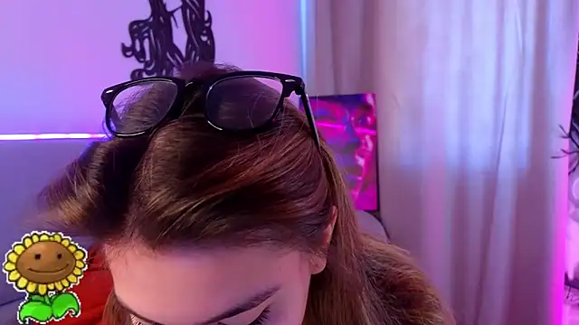 MargieDavidson online show from February 24, 8:34 am