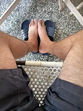 Snapshot of HairySamm chatting on July 27, 8:54 am HairySamm online show from July 27, 8:54 am