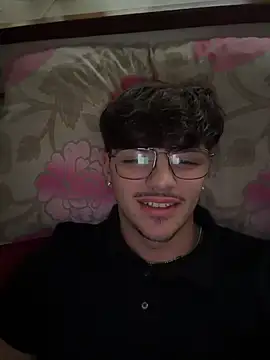 Snapshot of Lxx001@xh chatting on November 7, 3:12 pm Lxx001xh online show from November 7, 3:12 pm