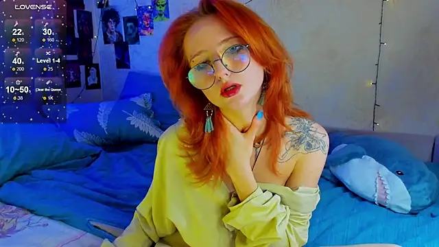 DragonflyLiza online show from November 18, 11:58 am