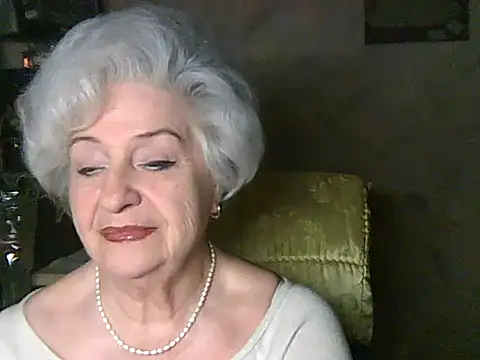 Snapshot of ValeriaKroww chatting on May 11, 5:10 pm ValeriaKroww online show from May 11, 5:10 pm