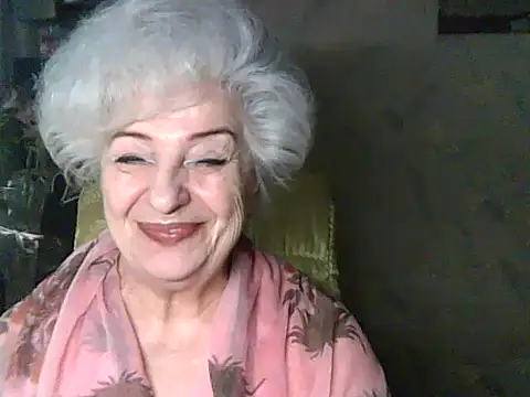 Snapshot of ValeriaKroww chatting on June 10, 5:18 am ValeriaKroww online show from June 10, 5:18 am