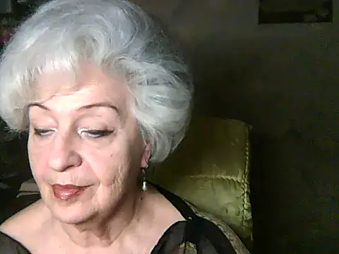Snapshot of ValeriaKroww chatting on June 17, 7:04 pm ValeriaKroww online show from June 17, 7:04 pm