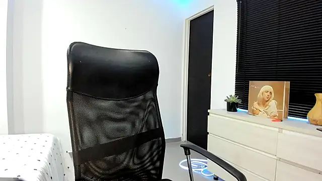 Snapshot of _rhys_jagger chatting on November 13, 10:03 am rhys jagger online show from November 13, 10:03 am