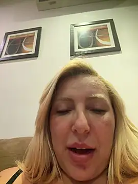 Snapshot of melisboa chatting on July 14, 2:38 am melisboa online show from July 14, 2:38 am