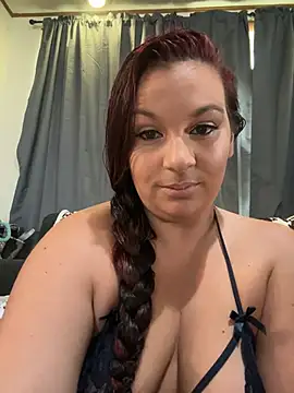 Snapshot of thickfarmtwat chatting on July 8, 3:38 pm thickfarmtwat online show from July 8, 3:38 pm
