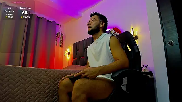 noah corvelle online show from December 18, 12:44 pm