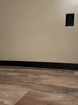 Snapshot of sexymilf20041 chatting on December 17, 7:31 pm sexymilf20041 online show from December 17, 7:31 pm