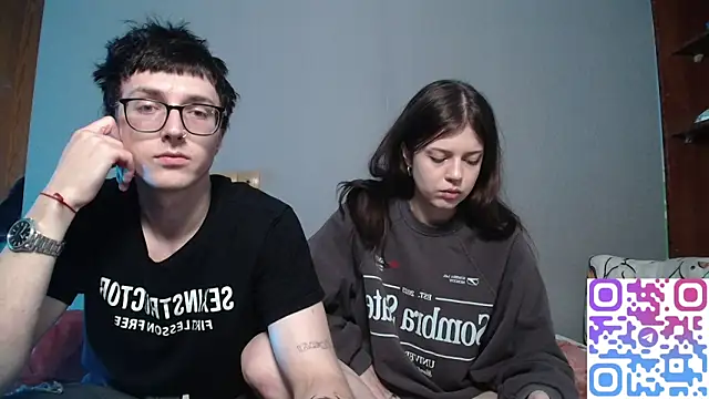 Snapshot of t_files_x chatting on November 8, 9:13 pm t files x online show from November 8, 9:13 pm