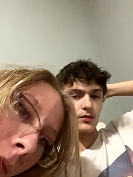 Snapshot of Witness_Us chatting on November 4, 7:18 am Witness Us online show from November 4, 7:18 am