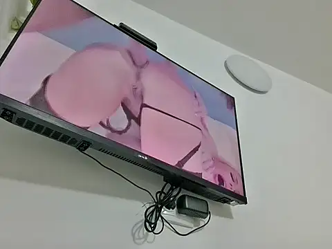 Snapshot of antistop14 chatting on November 12, 8:30 pm antistop14 online show from November 12, 8:30 pm