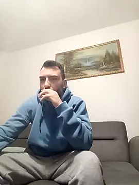 Snapshot of snncdgn chatting on November 9, 10:35 am snncdgn online show from November 9, 10:35 am