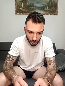 Snapshot of snncdgn chatting on November 27, 9:17 pm snncdgn online show from November 27, 9:17 pm