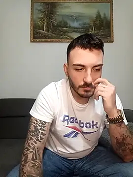 Snapshot of snncdgn chatting on December 1, 7:08 pm snncdgn online show from December 1, 7:08 pm