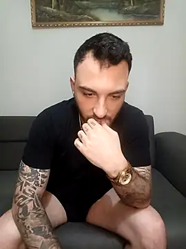 Snapshot of snncdgn chatting on December 19, 7:32 pm snncdgn online show from December 19, 7:32 pm