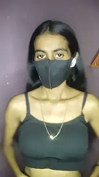 Snapshot of Thaper_Meera2 chatting on May 24, 4:12 pm Thaper Meera2 online show from May 24, 4:12 pm