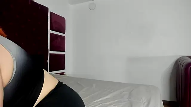 Snapshot of RossMildrey chatting on June 9, 12:06 pm RossMildrey online show from June 9, 12:06 pm