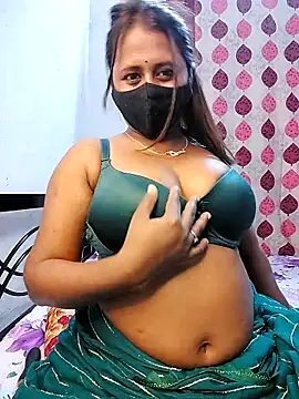 LoveLy-Soneya online show from February 21, 8:32 pm