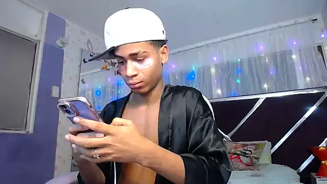 Santy bigcock 01 online show from June 13, 2:26 pm