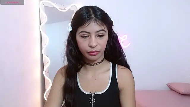 Sandyy tay online show from November 10, 11:31 am