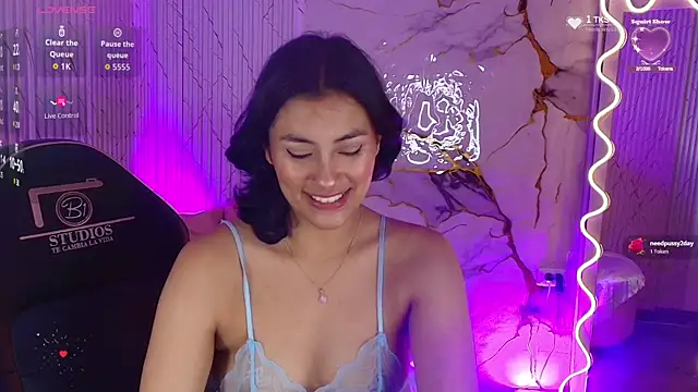 PEACHY TAY online show from February 11, 11:59 am