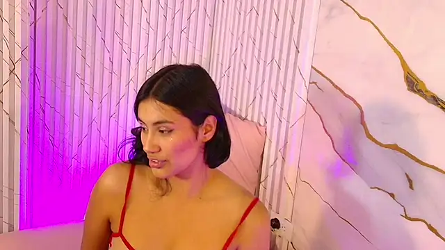 PEACHY TAY online show from April 29, 5:30 pm