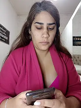 nahiarabiel33 online show from May 10, 6:13 pm