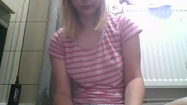 Snapshot of dirty_sasha00 chatting on June 20, 2:47 am dirty sasha00 online show from June 20, 2:47 am