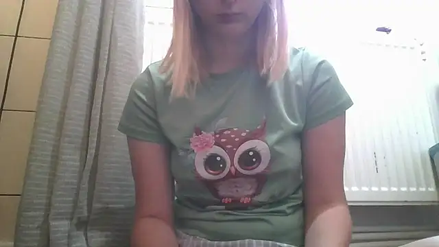 Snapshot of dirty_sasha00 chatting on June 25, 2:55 am dirty sasha00 online show from June 25, 2:55 am
