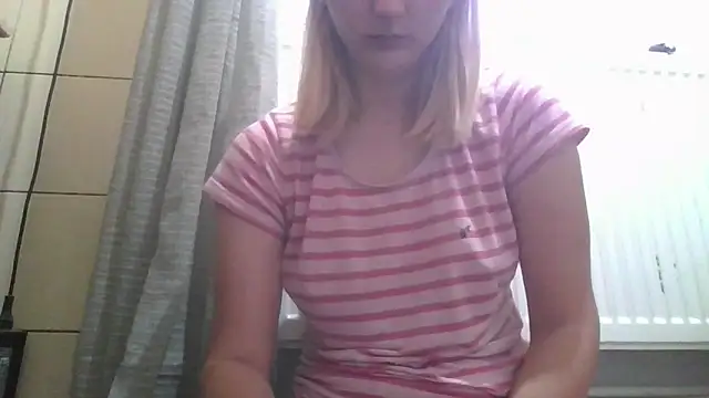 Snapshot of dirty_sasha00 chatting on June 27, 2:49 am dirty sasha00 online show from June 27, 2:49 am