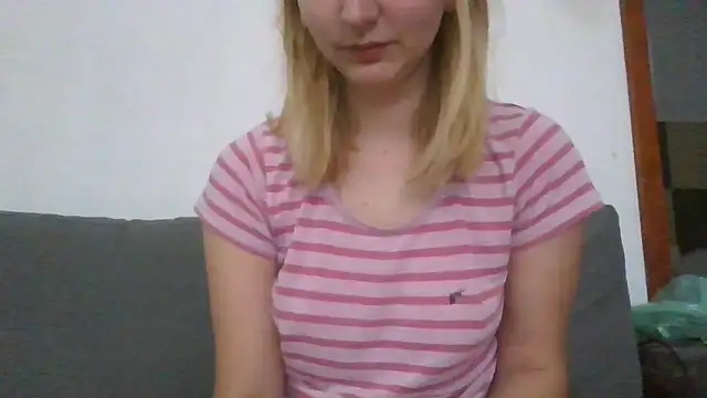 Snapshot of dirty_sasha00 chatting on July 13, 4:15 am dirty sasha00 online show from July 13, 4:15 am
