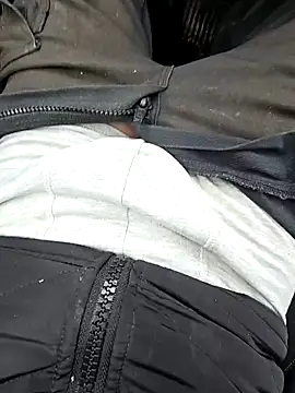 seulementme online show from February 16, 11:50 am