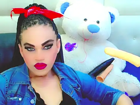 NharaBigCock online show from December 18, 7:42 pm