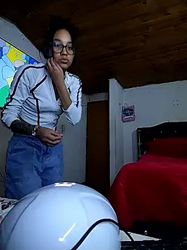 lyam ebony  online show from January 12, 3:34 am