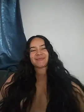 Snapshot of Zoe_Raven11 chatting on June 9, 4:40 pm Zoe Raven11 online show from June 9, 4:40 pm