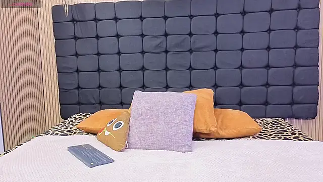 Mia Horney online show from March 14, 12:54 pm