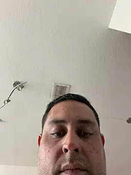 GoldenTemptation online show from February 3, 7:30 pm